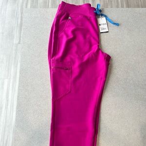 Figs Women’s Rasberry Sorbet Zamora High Waisted Petite Jogger Scrub Pants